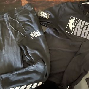 NBA men’s large sweatsuit